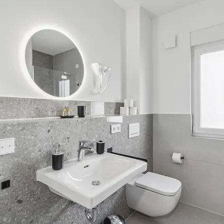 Appartement I Klima I Balkon I Kueche Dietzenbach